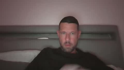 Come Chill With Me  online show from 18, 1, 2025