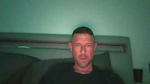 Come Chill With Me  online show from 1, 2, 2025