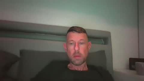 Come Chill With Me  online show from 2, 2, 2025