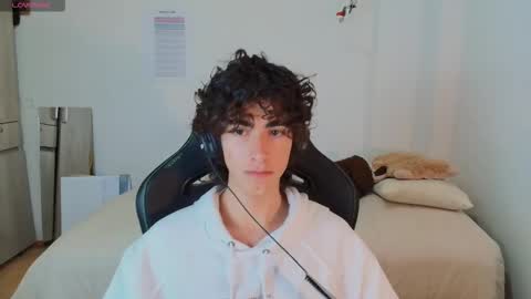 Snapshot of lucas_xo chatting on 15, 2, 2026 lucas_xo online show from 15, 2, 2026