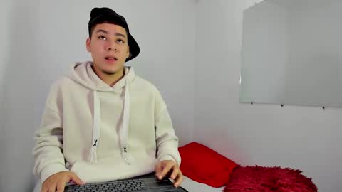 LUCAS TORREZ online show from 16, 2, 2026