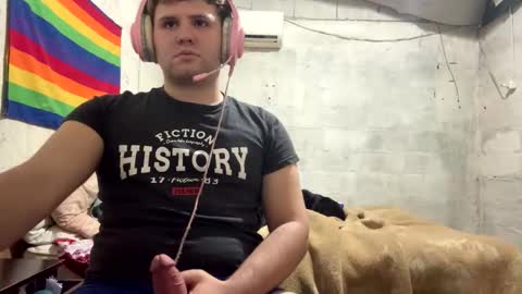 Snapshot of lucasvidalx chatting on 10, 10, 2025 Luxxx online show from 10, 10, 2025