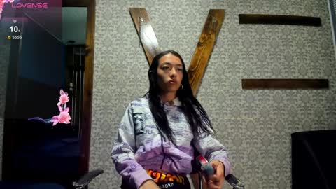 Snapshot of lucasymia_69 chatting on 5, 2, 2025 MIA HOT online show from 5, 2, 2025