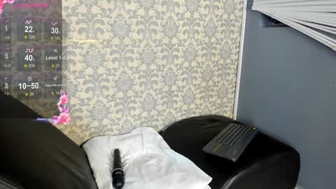 Snapshot of lucasymia_69 chatting on 6, 2, 2025 MIA HOT online show from 6, 2, 2025