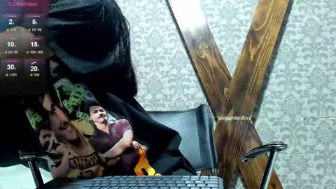 Snapshot of lucasymia_69 chatting on 9, 3, 2025 MIA HOT online show from 9, 3, 2025