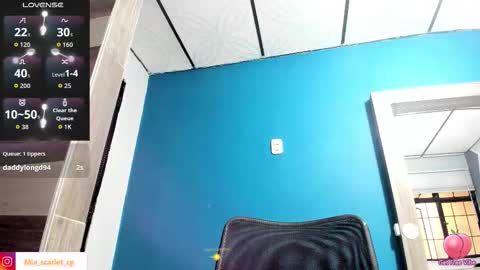 Snapshot of lucasymia_69 chatting on 12, 10, 2025 MIA HOT online show from 12, 10, 2025