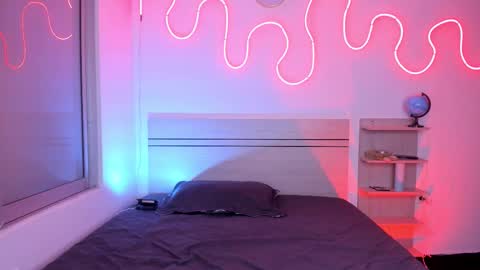 Luccas Ferreira online show from 8, 11, 2025