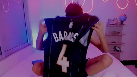 Luccas Ferreira online show from 2, 12, 2025