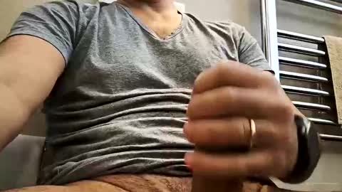 luccazzo79 online show from 10, 1, 2026