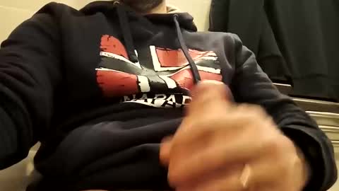 luccazzo79 online show from 6, 3, 2026