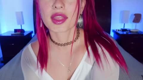 Snapshot of luccycollins_ chatting on 27, 4, 2026 Luccy online show from 27, 4, 2026