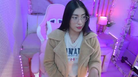 Snapshot of luci_tender chatting on 21, 1, 2025 hanna online show from 21, 1, 2025