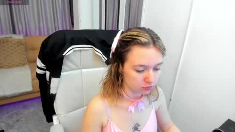 lucia_copper online show from 12, 11, 2025