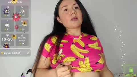 Snapshot of lucia_floress chatting on 18, 2, 2025 Anna online show from 18, 2, 2025
