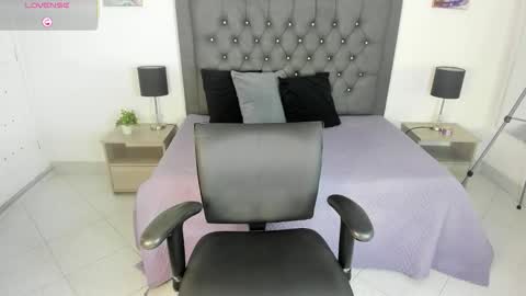 Lucia online show from 21, 10, 2025