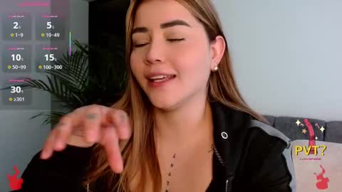 lucia star  online show from 13, 10, 2025