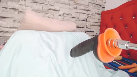 luciaaah online show from 4, 2, 2025