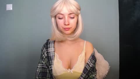 Lucy online show from 19, 3, 2026