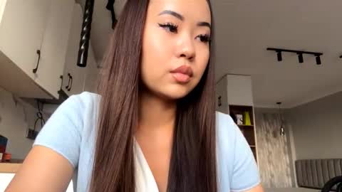 Kira online show from 13, 10, 2025