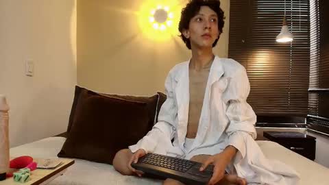 Snapshot of lucian_morel_s chatting on 15, 9, 2025 Lucian Morel S online show from 15, 9, 2025