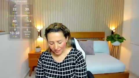 Snapshot of luciana_ballesteros chatting on 23, 6, 2026 Luciana online show from 23, 6, 2026