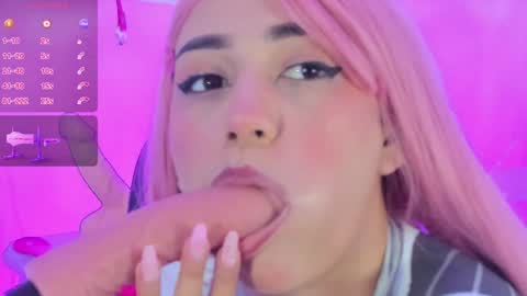 Snapshot of lucianacarter chatting on 11, 12, 2024 online show from 11, 12, 2024