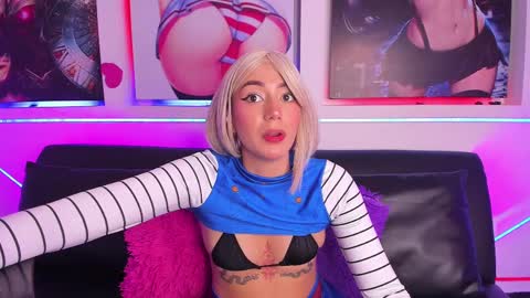 Snapshot of lucianacarter chatting on 10, 9, 2025 online show from 10, 9, 2025