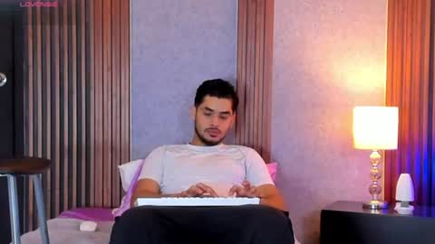 Snapshot of luciano_vitale_ chatting on 10, 7, 2026 Luciano online show from 10, 7, 2026