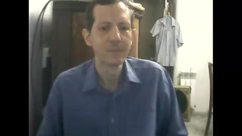 Snapshot of lucianoaxel chatting on 5, 2, 2025 Luciano online show from 5, 2, 2025