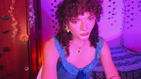 Lucy or Lucian 3 Come to my social Links3   online show from 7, 4, 2026