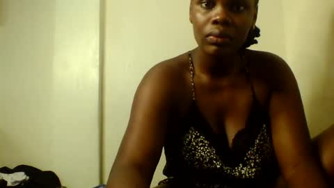 Snapshot of luciaresa chatting on 15, 7, 2026 luciaresa online show from 15, 7, 2026