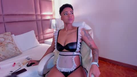  lucia wallace  online show from 7, 3, 2025