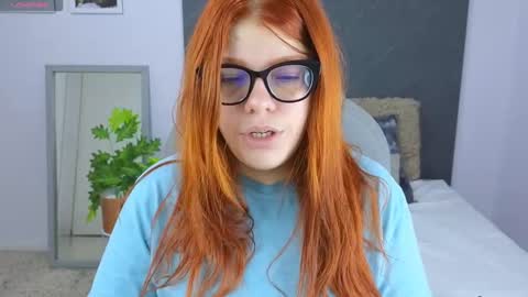 Lucie   online show from 30, 12, 2024