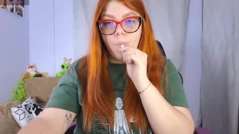 Lucie   online show from 3, 3, 2025