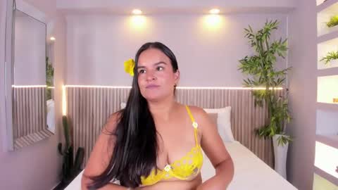 lucie online show from 15, 4, 2026