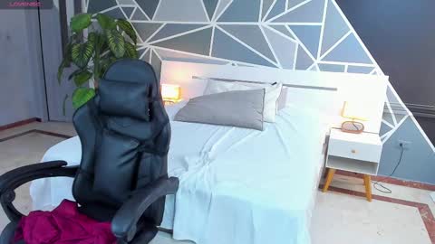 Lucy  online show from 27, 2, 2025