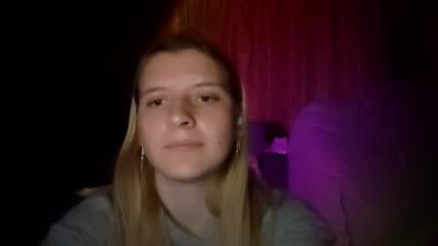 Monika online show from 7, 10, 2025