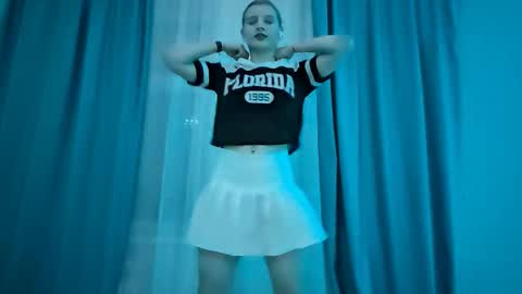 Monika online show from 19, 11, 2025