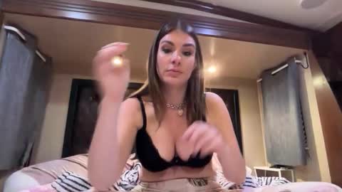 April online show from 14, 10, 2025