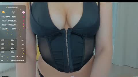lucky__lady_ online show from 11, 7, 2026