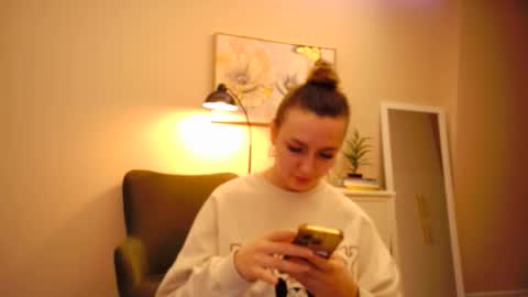 Snapshot of lucky_foryou_baby chatting on 18, 12, 2024 lucky_foryou_baby online show from 18, 12, 2024