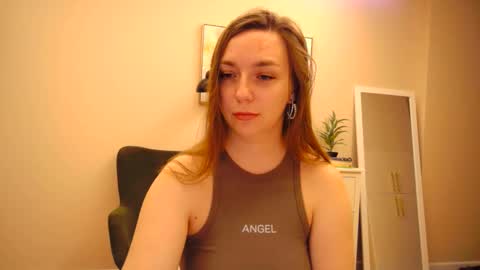 Snapshot of lucky_foryou_baby chatting on 30, 12, 2024 lucky_foryou_baby online show from 30, 12, 2024