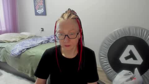 lucky_licky20 online show from 14, 2, 2025