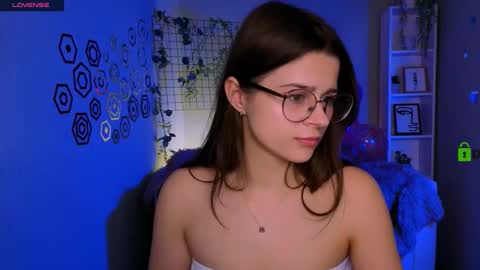 Mila Sweetheart online show from 24, 2, 2026