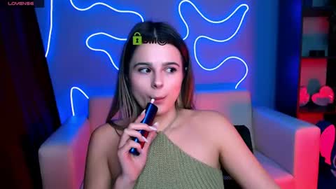 Snapshot of luckybabymeow chatting on 26, 6, 2026 Mila Sweetheart online show from 26, 6, 2026