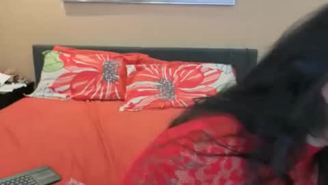 luckylee1992 online show from 18, 4, 2026