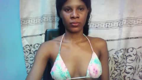 Snapshot of luckymadequeen chatting on 16, 2, 2025 Gloria online show from 16, 2, 2025
