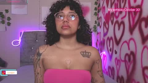 Luanis online show from 25, 10, 2025