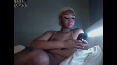 Snapshot of luckytonightx chatting on 7, 2, 2026 luckytonightx online show from 7, 2, 2026