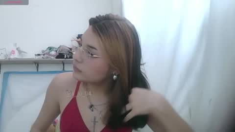 Lucrecia... new accout...OFS LU 21 online show from 18, 1, 2025